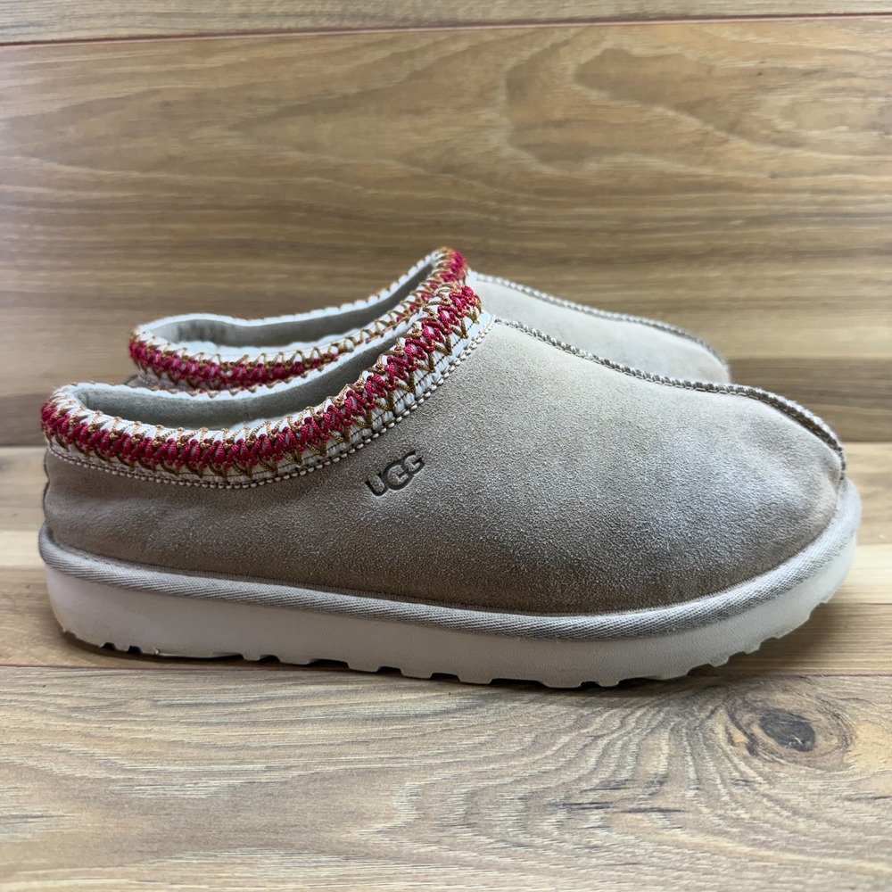 UGG Tasman Slippers Womens 8 Beige Suede Sherpa Shearling Cozy Cottagecore